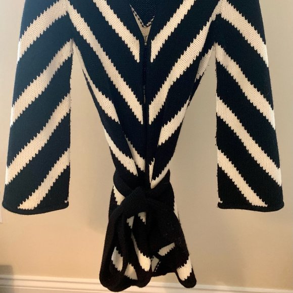 Alice & Olivia Chevron Tie Sweater - Picture 2 of 12